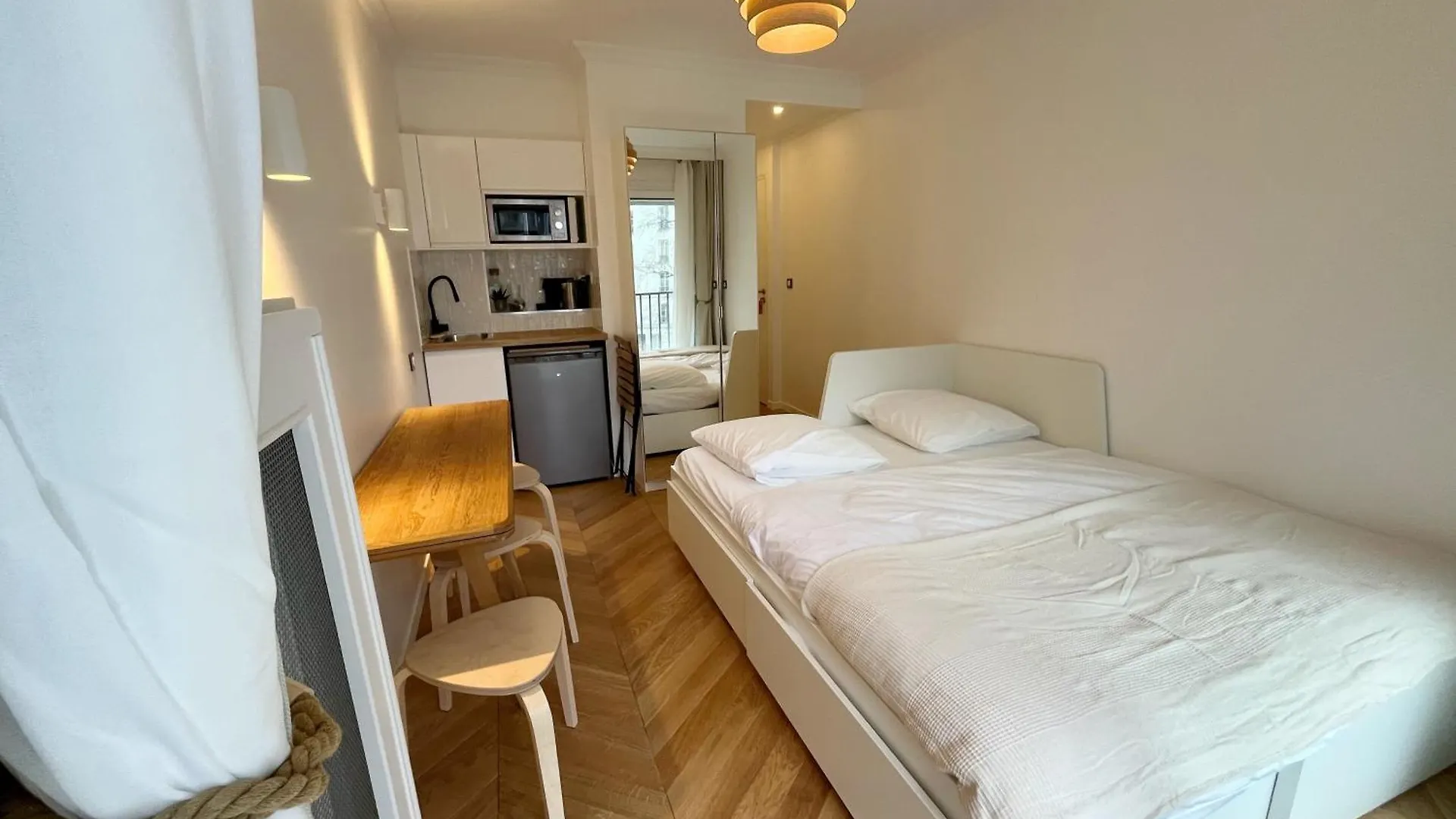 Appartement Denfert Rochereau -Cozy And Pleasant Stay With Terrace Paris